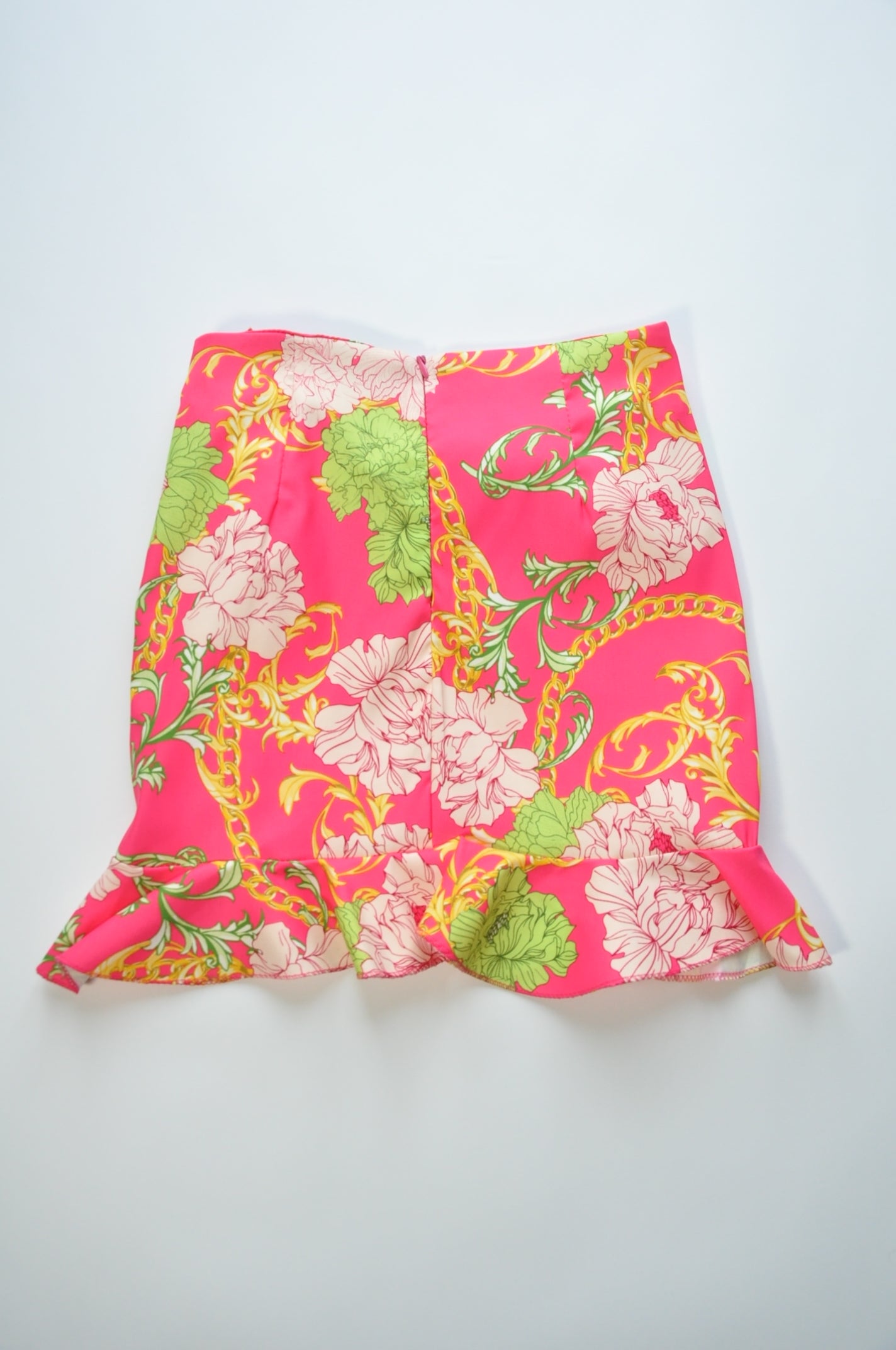 Floral chain printed pink mini skirt