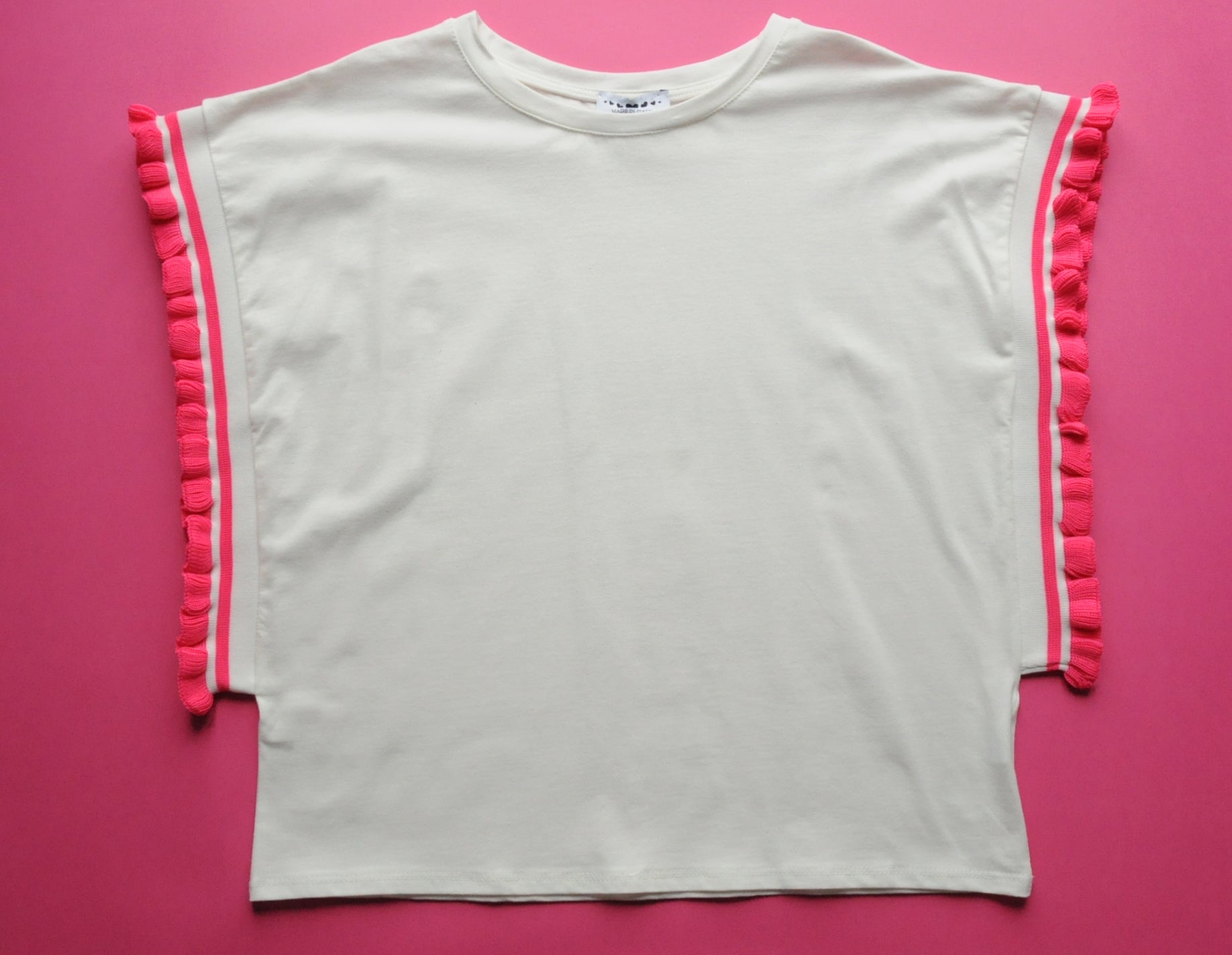 Cream soft cotton tee with extreme knit frill pink sleeves