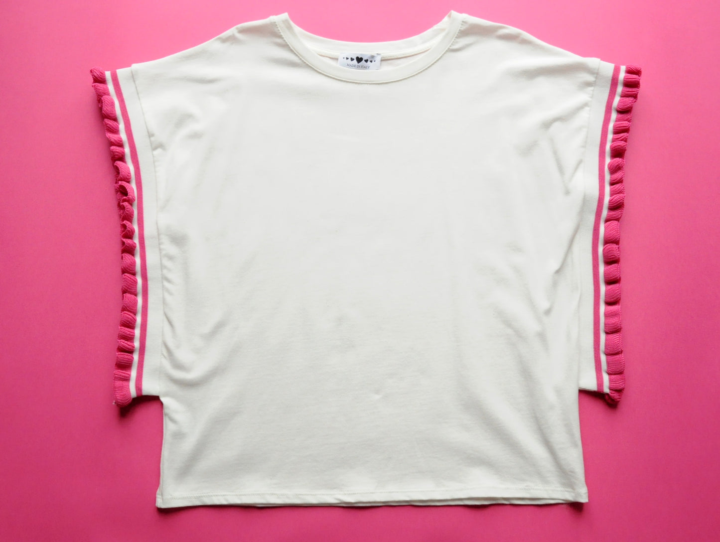 Cream soft cotton tee with extreme knit frill fuchsia sleeves