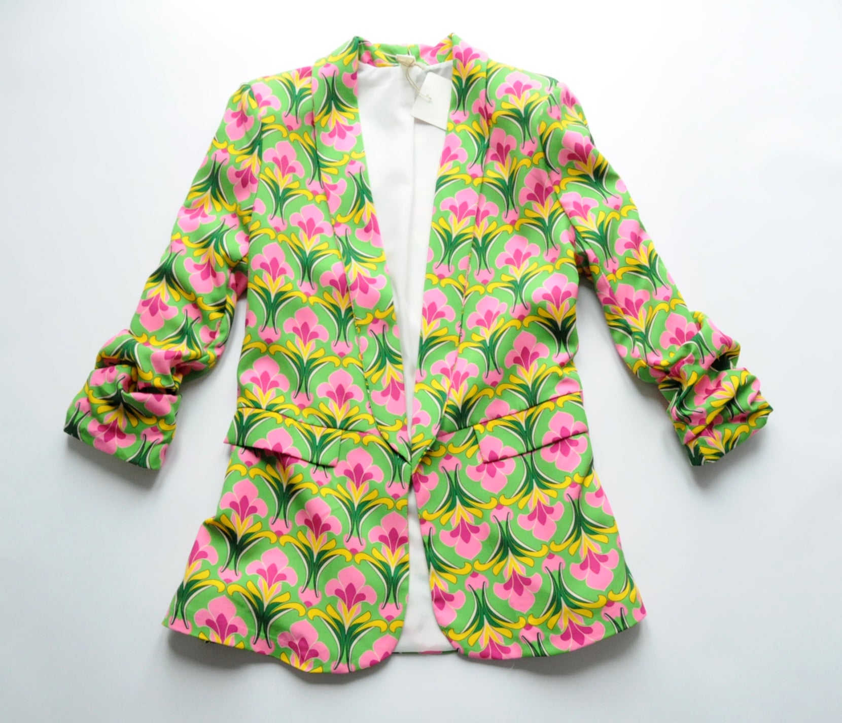 Vibrant 70's vibes printed oversized blazer green