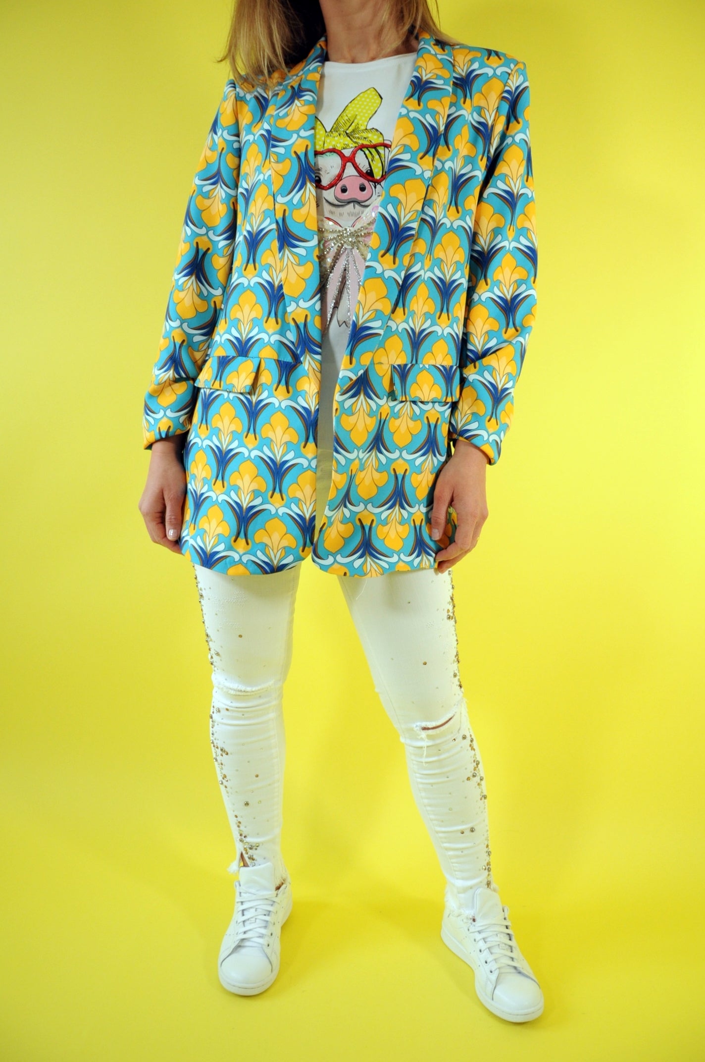 Vibrant 70's vibes printed oversized blazer