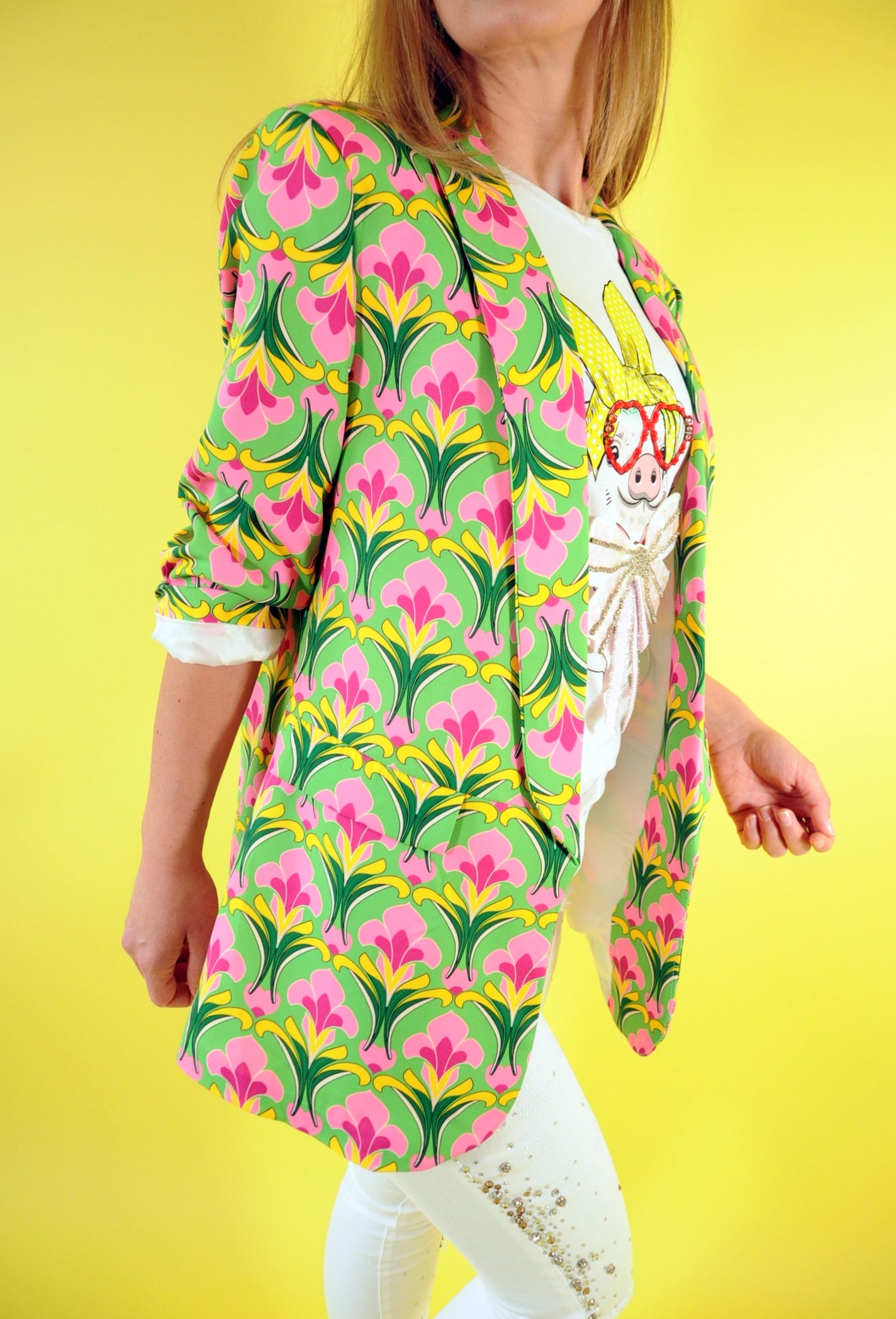 Vibrant 70's vibes printed oversized blazer green