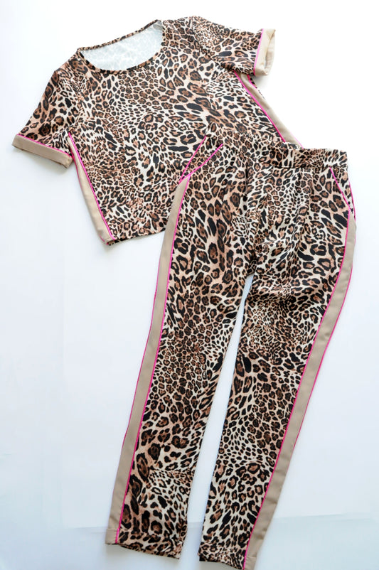 Leopard-print pink piping satin co-ord